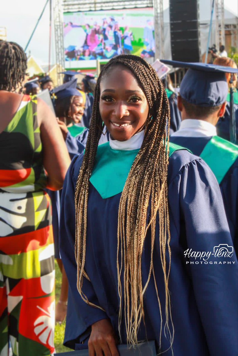 Another chapter completed♥🤏🏾🥳🥳😊👩🏾‍🎓
