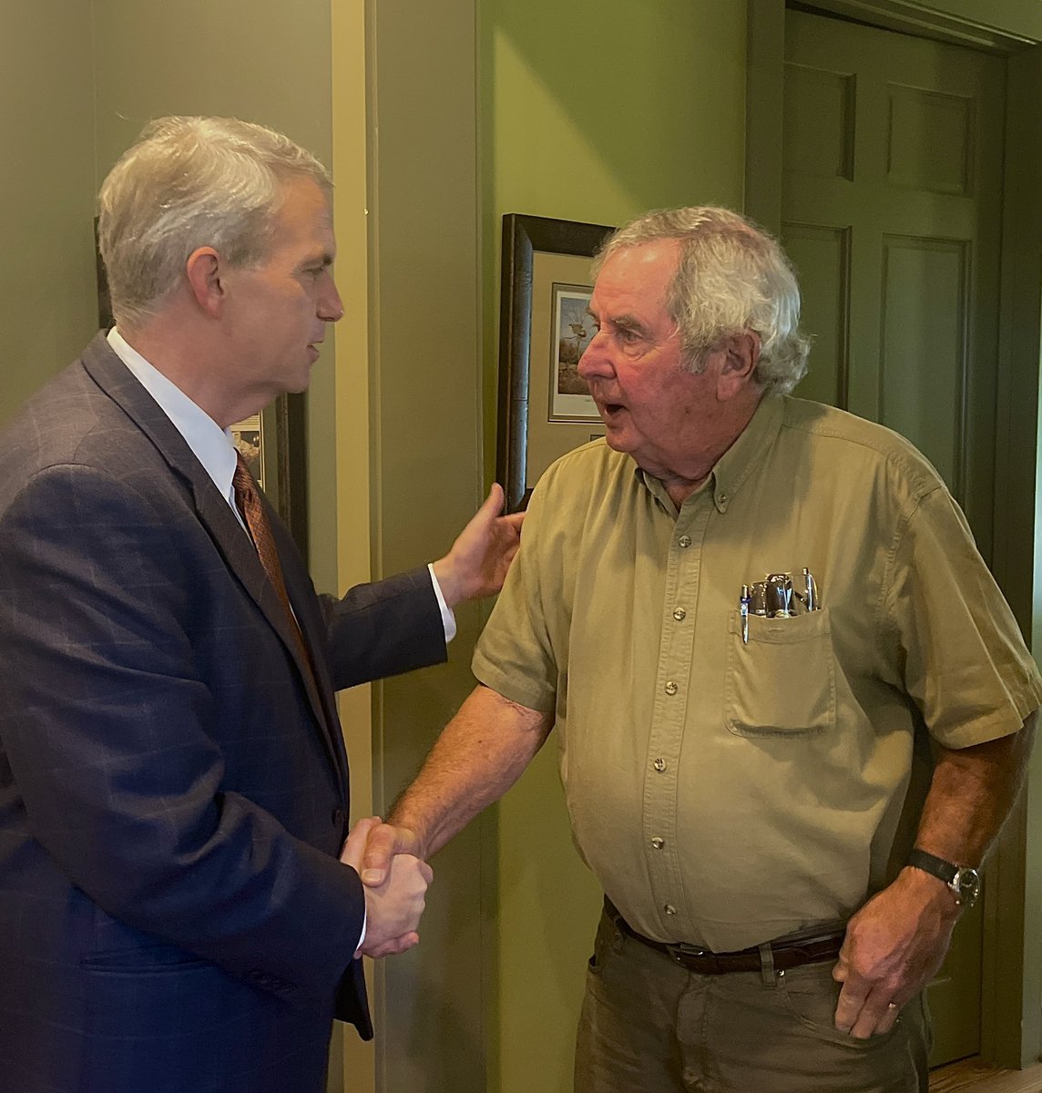 Proud to see the ‘22 American Conservationist of the Year and my good friend, Jimmy Bryan, this morning at his <a href="/PrairieWildlife/">Prairie Wildlife</a> lodge in Clay Co. for the $200M solar farm announcement. Mr. Bryan is a legend in the Golden Triangle and goes above and beyond to help his community.