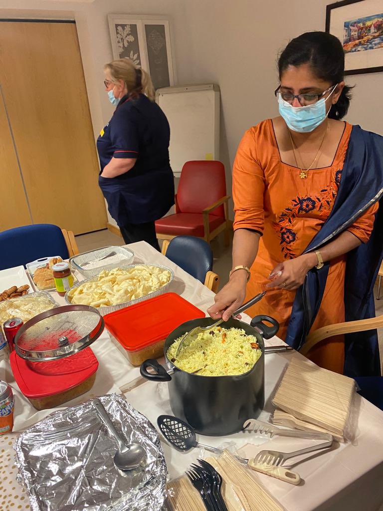 Jennieglee's tweet photo. All the best @jaynemerrell who moves on to pastures new 😊 A fantastic leader to her team on Gillis Ward, Bluestone. Kind, compassionate &amp; totally committed to her patients.. demonstrating the @SouthernHSCT Values in all she does! Thank you Jayne ❤️#teamSHSCT #LookAtThatSpread https://t.co/ClQf38Y1t4