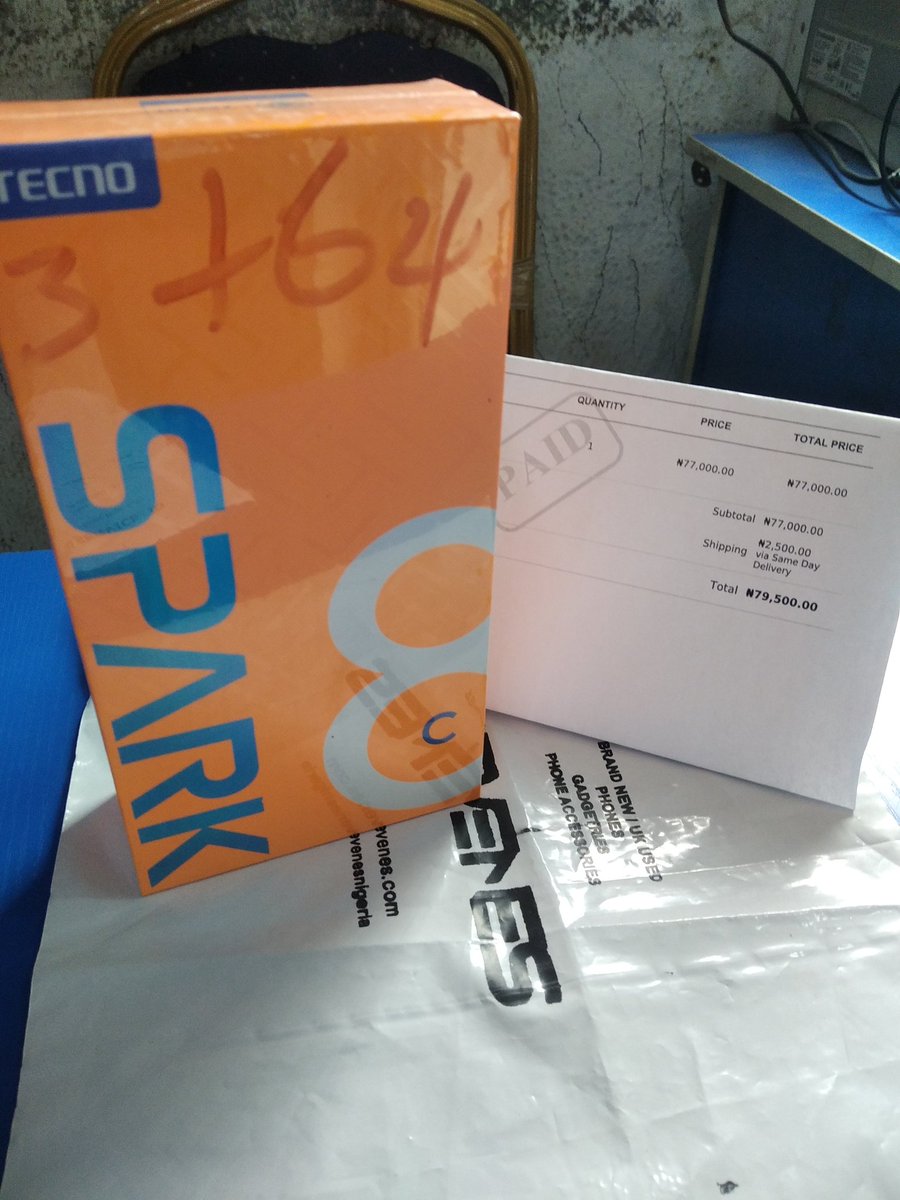 RevenesNigeria's tweet photo. Same Day Delivery Lives Here.
Tecno Spark 8C: https://t.co/YvtJYZzBwK
₦74,500 🤝🏾
#SameTimeDifferentPlace #sameday #spark8c #tecno #Camon19series #revenes Adeleke Nigerian Army https://t.co/0FmM2ZES3x
