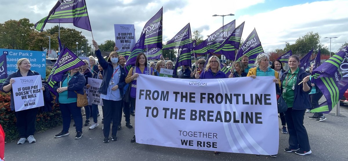 Great protest today at Craigavon Hospital next stop 🛑 picket line.🪧 

#fromthefrontlinetothebreadline 
#safestaffing 
#payfairforpatientcare
#UnisonOneTeam