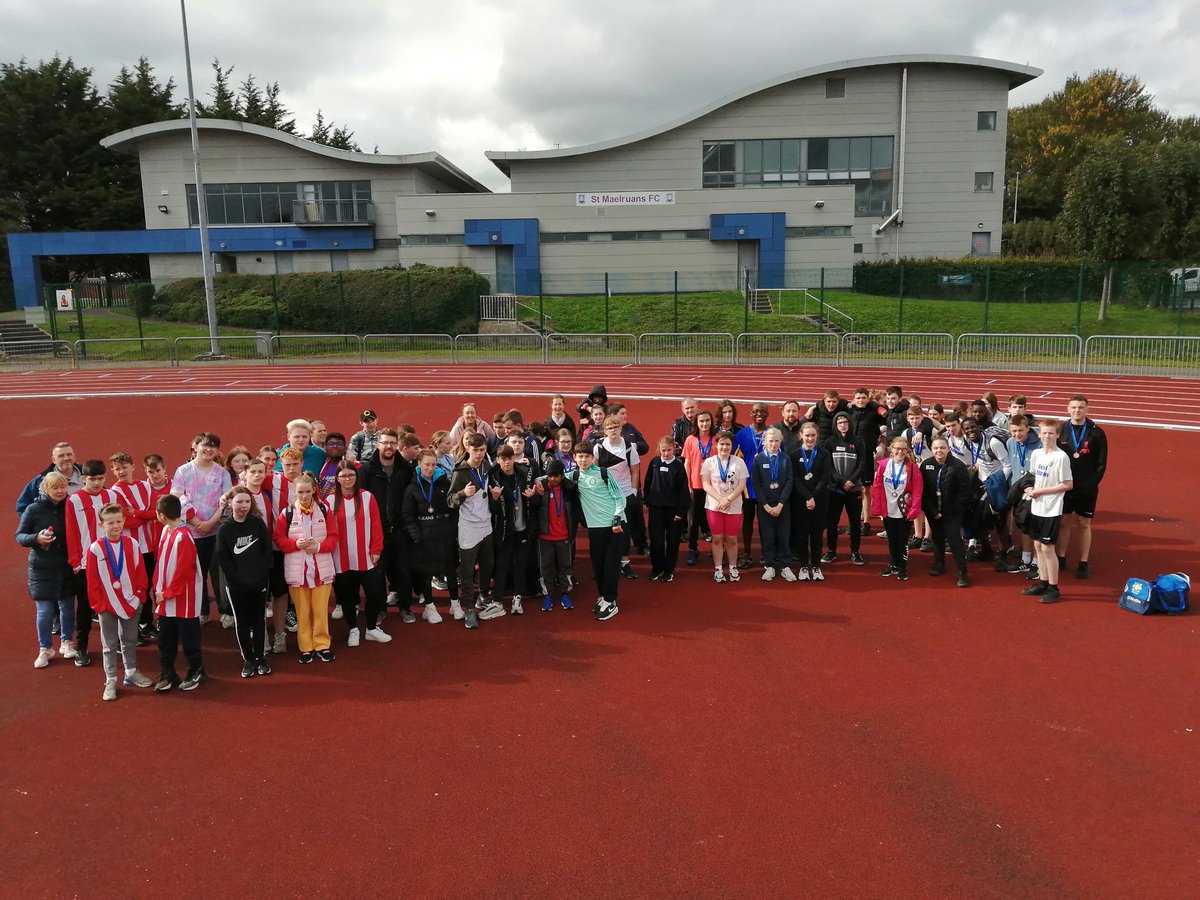 scoilchiarain1's tweet photo. Six schools took part with over 100 athletes present. Well done to @scoilchiarain1 who won the overall team shield and special thanks to all the staff from St. Peters, Rathgar @EoinScoil St. Michael's Chapelizod, St. Augustines, Blackrock and St. Joseph's, Tallaght  also. https://t.co/gWgTLGpTqs