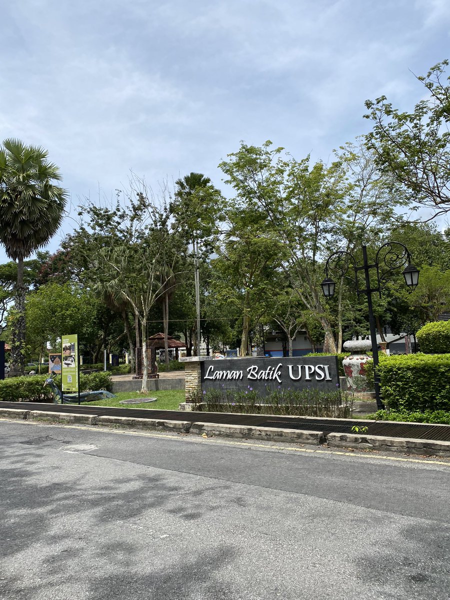 neyharica's tweet photo. A visit to UNIVERSITI PENDIDIKAN SULTAN IDRIS and interactive sessions with the students of UPSI.  #AudaciousDreamFoundation #GUSD #IndiaMalaysiaYouthExchange https://t.co/n12XQnSLKM