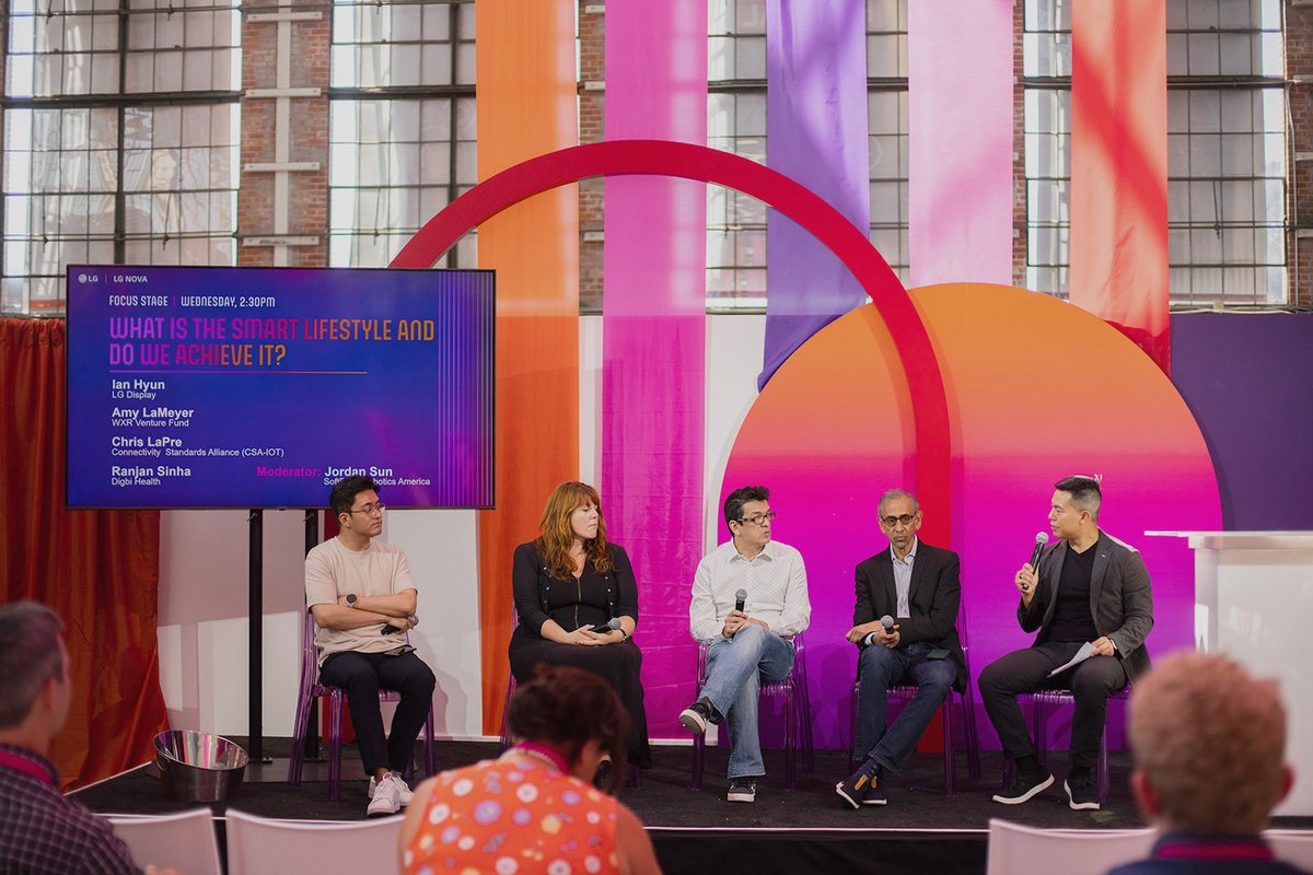 obe95's tweet photo. What does the future of #innovation look like? We partnered with @LGUS NOVA to create their Innovation Festival, transforming Craneway Pavilion into a vibrant space for #founders + #entrepreneurs to explore ideas that will create a brighter tomorrow. #OBEWork #LGPartner #Future https://t.co/fFjutEwc9s