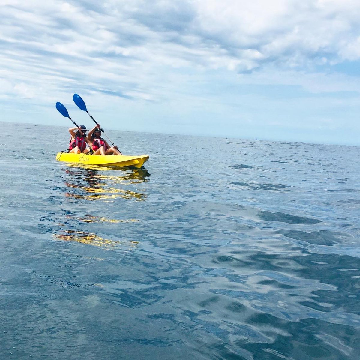 Kayak and snorkel at two Bays🛶

#kayak #2bays #summer #snorkeling #familytrip #sea #ocean #kayaking #loscabos #bajasur #labaja #hightide #hightideloscabos