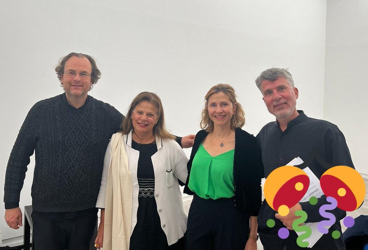 Manuela Ostrolenk tweet media