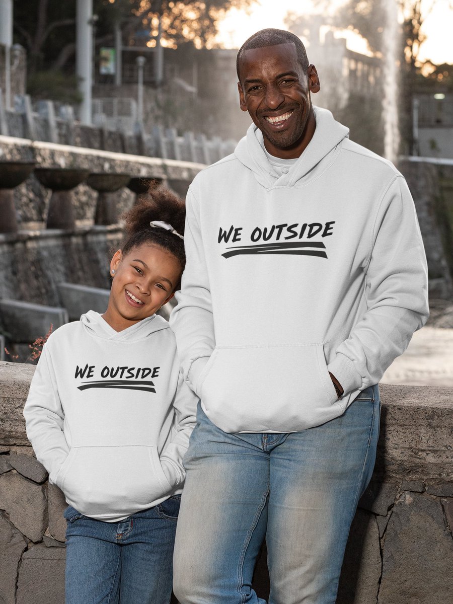 ChampagneCost tweet media