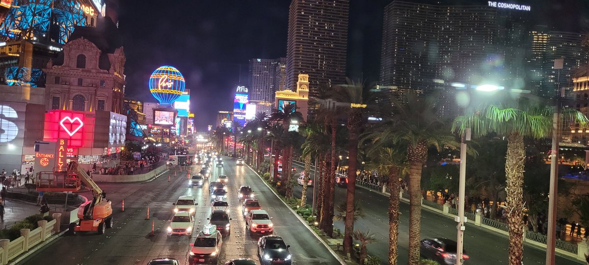 Family_Showdown's tweet photo. Walked around the strip last night after being Splenderfied.   About to be Dominated by some Species in a little over an hour. #wsbg https://t.co/ErBKogfv9Y