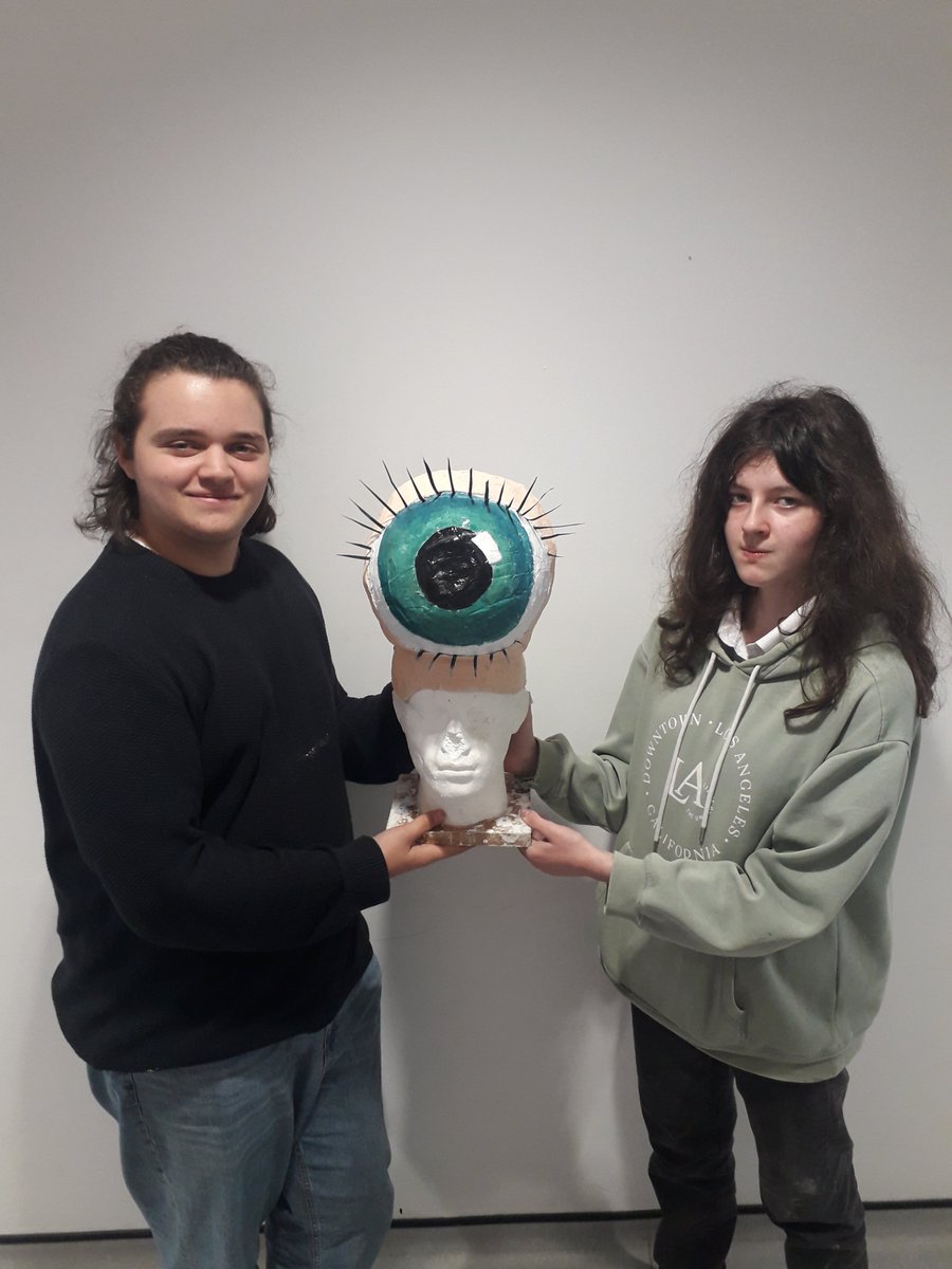 SchoolShowPHS tweet media