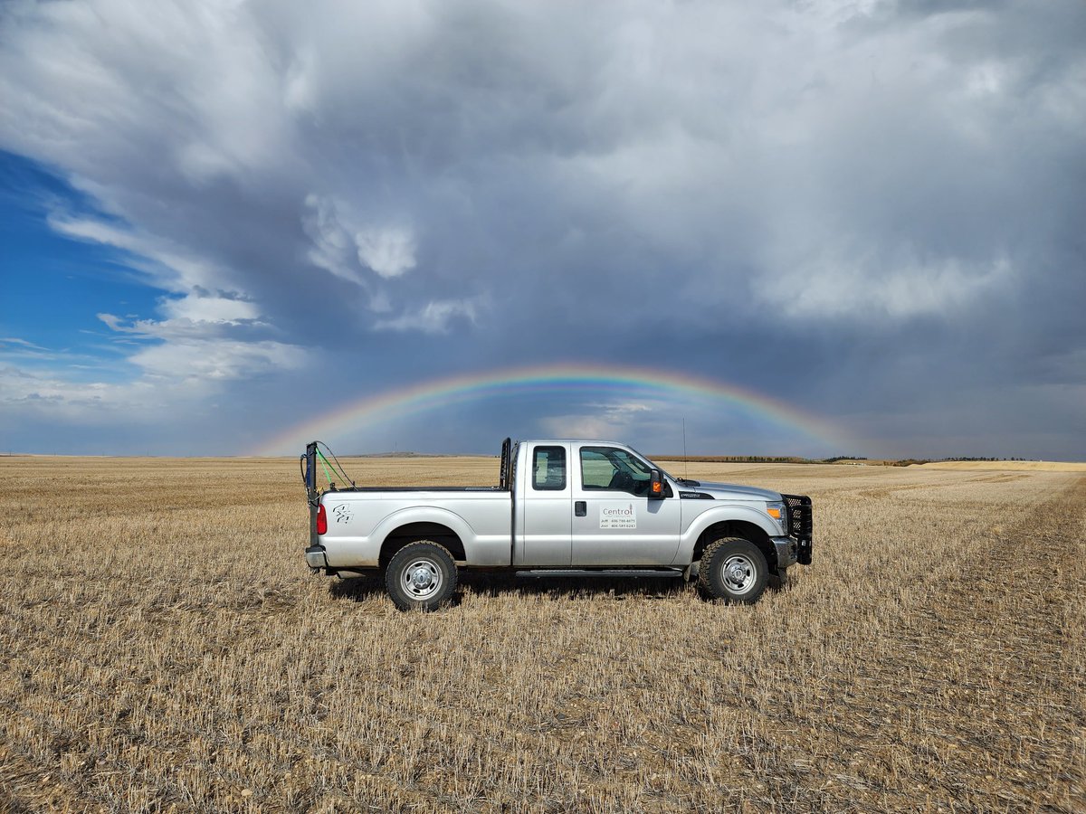 mtguy937's tweet photo. I don't mind getting sprinkled on when soil sampling in a drought.  Getting rained out would be even better.  #soilsampling #mtwx https://t.co/LEwrINWSS0
