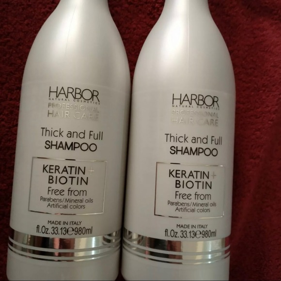 keylimeboutique's tweet photo. So good I had to share! Check out all the items I'm loving on @Poshmarkapp #poshmark #fashion #style #shopmycloset #zara #croftbarrow #harbornaturalcosmetics: https://t.co/UW5lbkw2iS https://t.co/t5NyK6qDXM