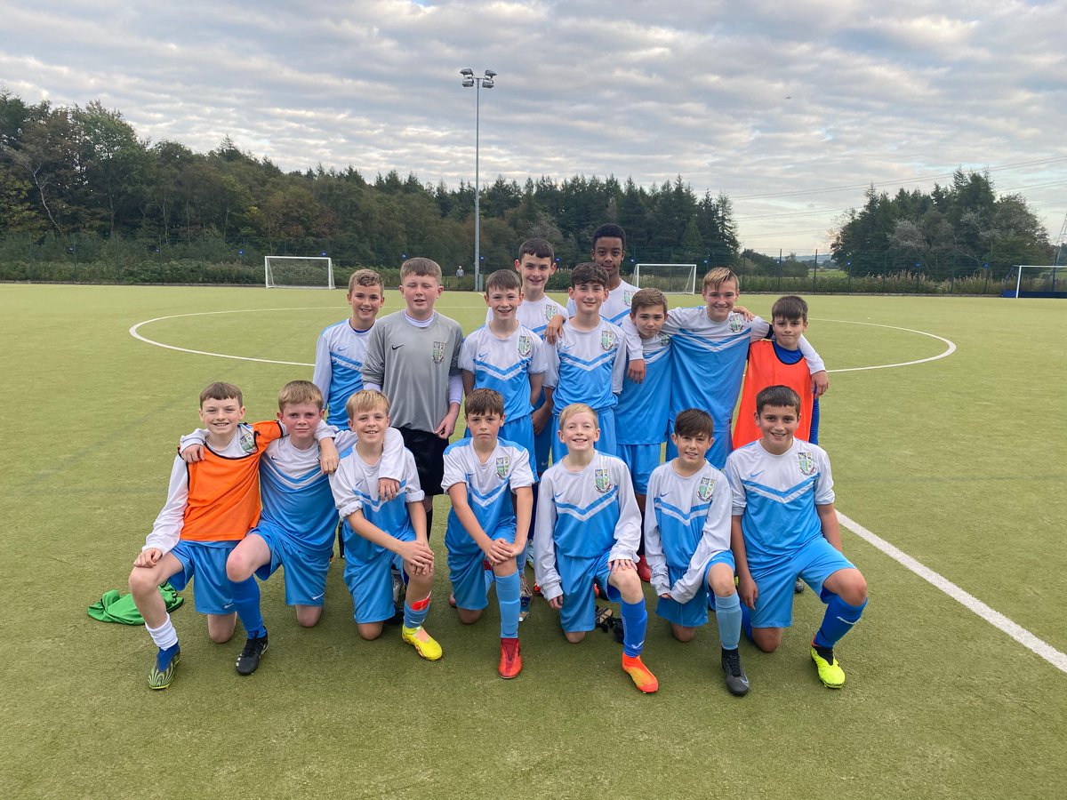 A great 6-1 victory tonight over Falkirk High for our S1 football team! A brilliant team performance rounded off with some excellent goals! 🙌🏻

Scorers: Aaron Young, Ryan Hamilton, Michael Stanners, Couper Parsons x2 and Sam Walker ⚽️