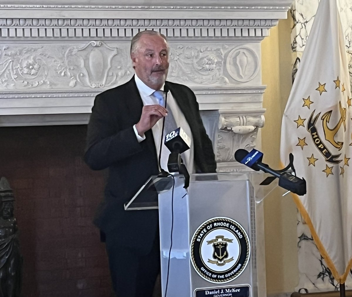 Great to be at the State House this afternoon for the annual Governor’s Cup press conference. 

<a href="/CoachFlem/">Jim Fleming</a> takes the mic ahead of Saturday night’s in-state matchup with Brown at Meade Stadium! 

#GoRhody