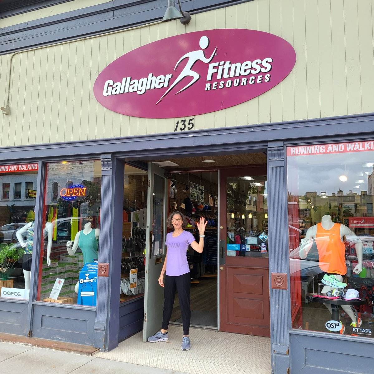 Our website and email service provider is based in Orlando. Due to hurricane Ian outages web and email are temporarily out of service. Our doors, however, remain open!