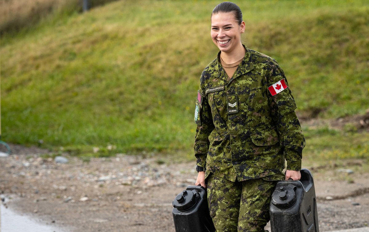 CanadianForces's tweet photo. We're still on the ground, helping local emergency crews with #HurricaneFiona clean-up. Over 700 #CAF members have now deployed to Nova Scotia, Prince Edward Island, and Newfoundland and Labrador.
Here to help as long as it takes! #OpLENTUS https://t.co/bA9tIgJtQ9