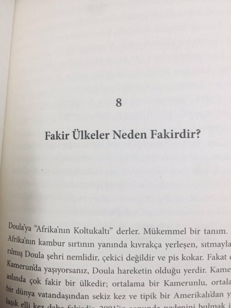 ebrugungorgul's tweet photo. Sayın Tim Harford bu soruyu bize soruyorsanız bu konuda ansiklopedi yazarız hem de varlık içinde yokluk çeken ülke vatandaşları olarak. Bu ülkenin zenginlikleri herkese eşit dağıtılmaz. #timharford #görünmeyenekonomist #kitap #pegasus #ekonomi https://t.co/2qymeOIaFP
