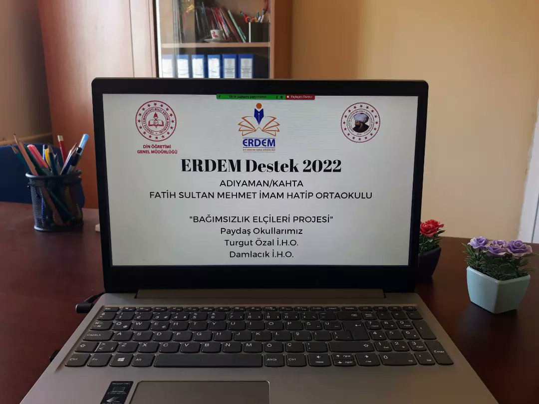 KahtaFSM_iho's tweet photo. Erdem Destek 2022 projesi kapsamında hibe desteği ile kabul gören "Bağımsızlık Elçileri" projemizin koordinasyon toplantısını konsorsiyum üyesi okul yöneticileri ve proje koordinatörlerinin katılımıyla çevrimiçi  olarak gerçekleştirdik.
@dogm_arge 
@meb_dinogretimi 
#erdemprojesi https://t.co/D4RJhvfen6
