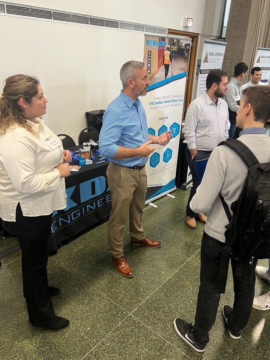 KDMEngineering's tweet photo. The KDM Engineering team chats with electrical and civil engineering students at the @IITEngineering Fall Career Fair about why KDM is different. Learn more about jobs at KDM at https://t.co/5oTBIVHnxD
#EngineeringCareers #EntryLevelEngineers #EngineerJobs #WomeninEngineering https://t.co/6XGjorSD7D