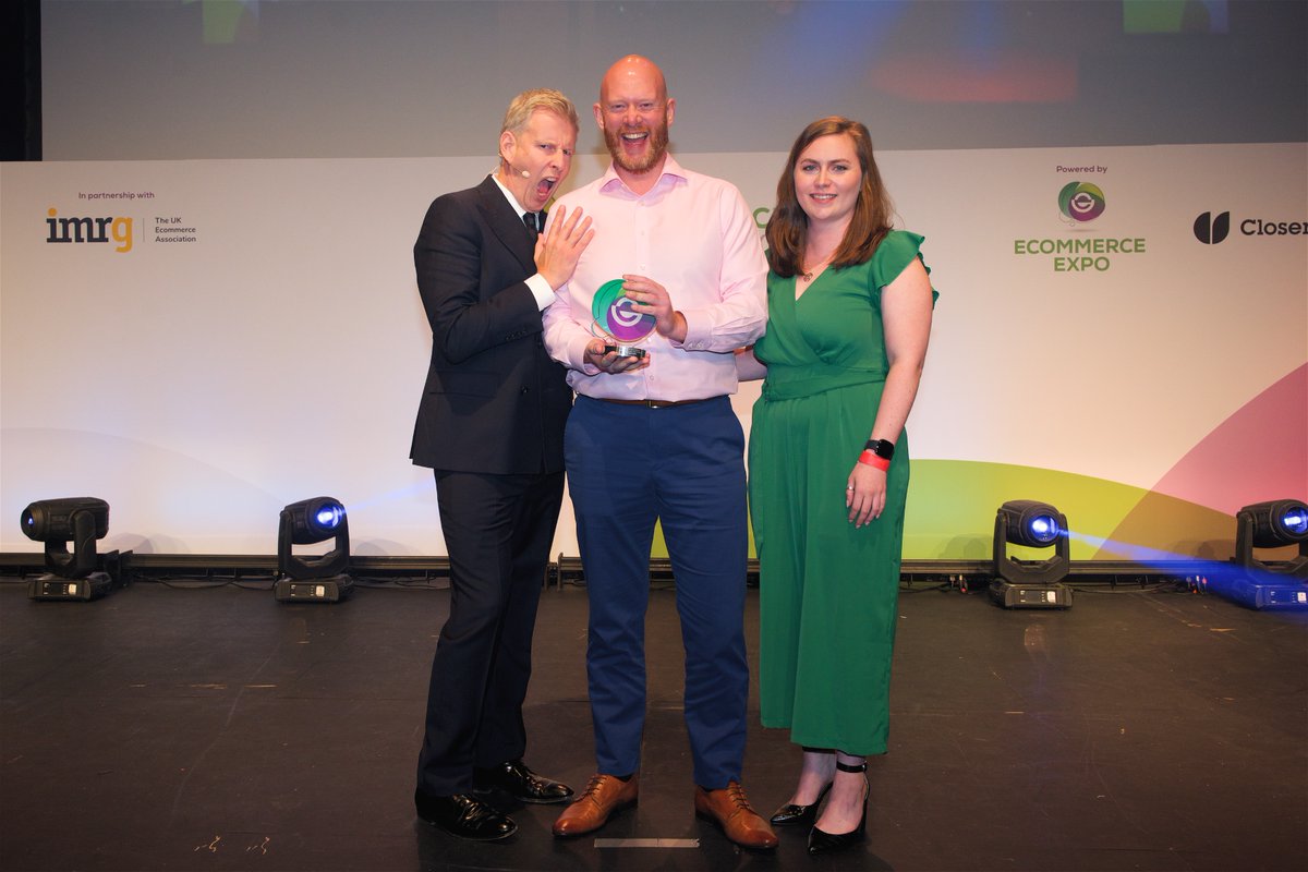 9xb eCommerce tweet media