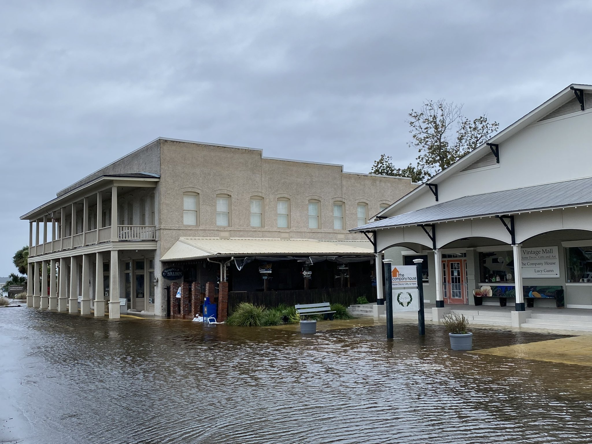 Heather Crawford on Twitter "This is what it looks like on downtown St