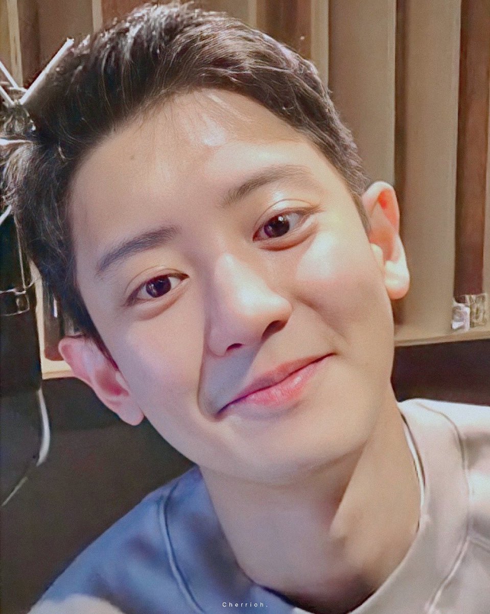 VLara2607's tweet photo. I could finally hear your voice and hear your laugh you left me with an unstable heart!!!

#찬열아_우리_라이브로_만나 
#ChanyeolLiveOnIG https://t.co/dNUfWxgzNI