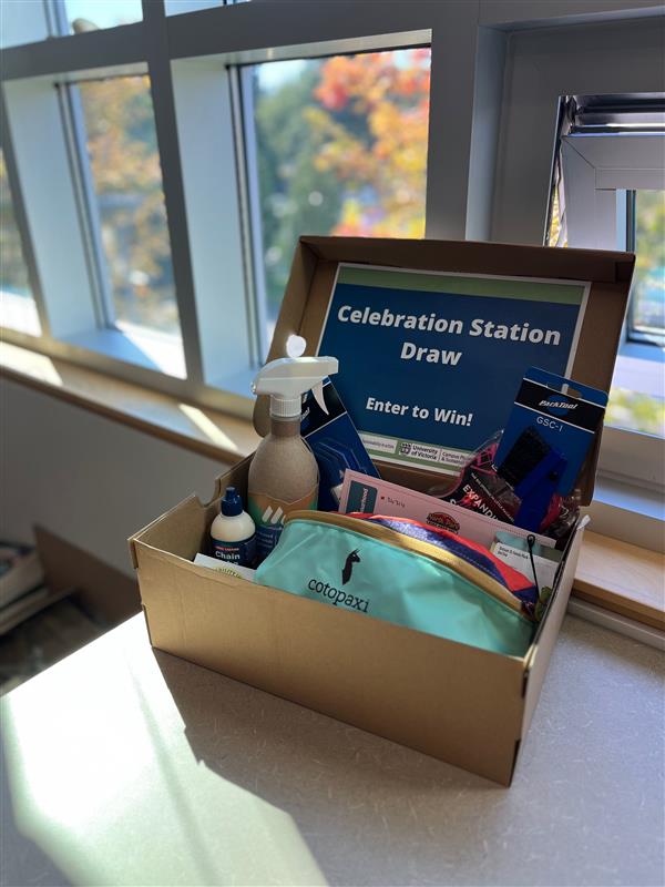 green_uvic's tweet photo. If you are participating in GoByBike Week this fall make sure you drop in to say hi at the UVic Celebration Station - located at PETCH Fountain, Tues. Oct 4th, 2022 - 7:45am-9:45am.

If you do, you can enter to win our Celebration Station draw prize! See photo for details. https://t.co/PoUJQ05mgk