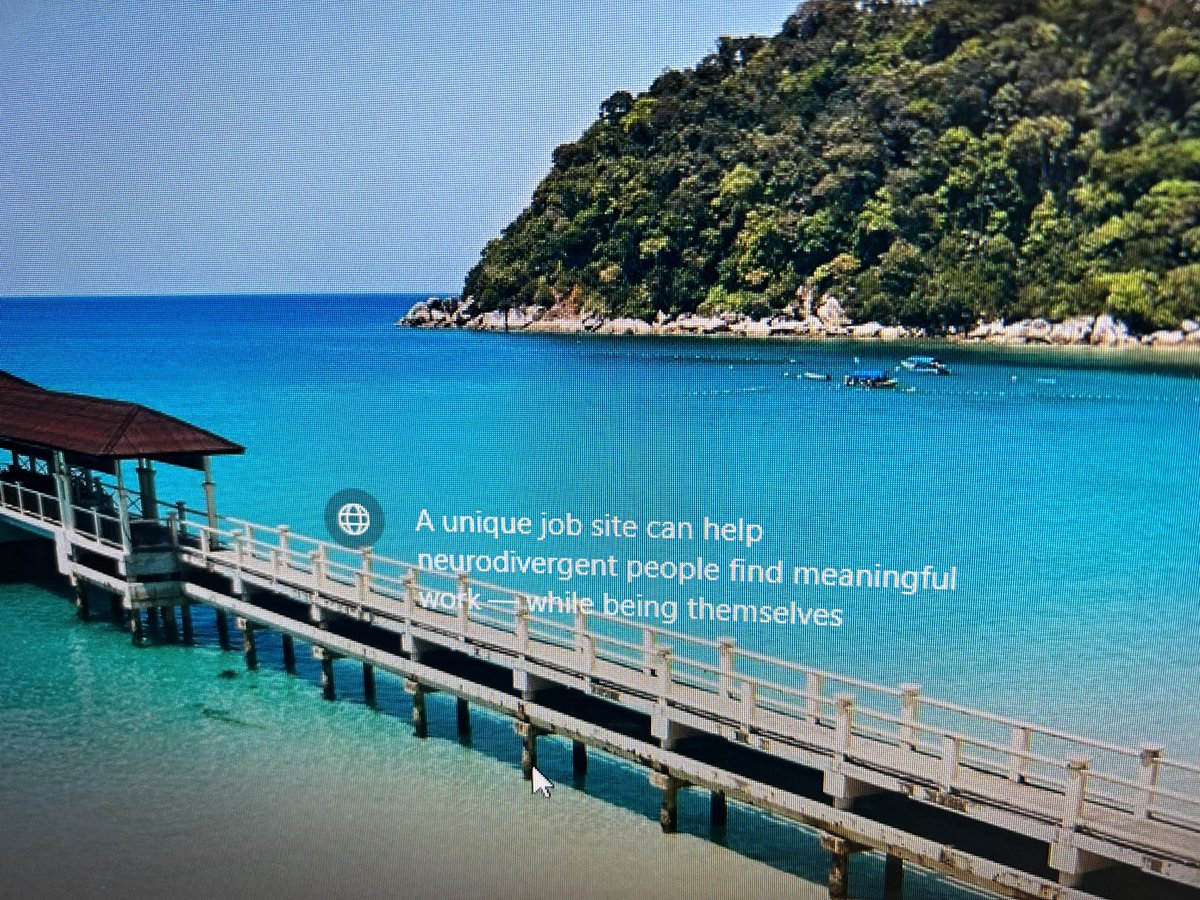 pubdefcal's tweet photo. This windows Lock Screen is too much https://t.co/rBcOhdtuy2