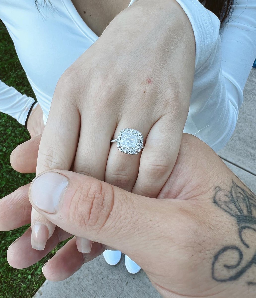 CelinaMaria00's tweet photo. I get to marry my best friend 🤍 https://t.co/oXtrnYmXMS