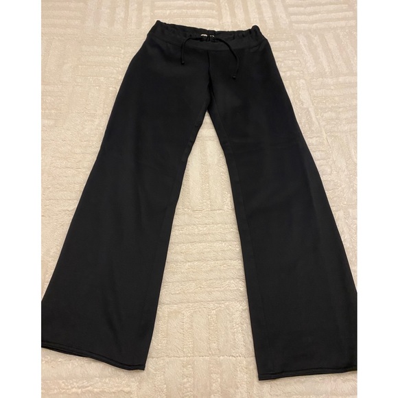 Elleness_'s tweet photo. So good I had to share! Check out all the items I'm loving on @Poshmarkapp #poshmark #fashion #style #shopmycloset #prana #columbia #biylaclesen: https://t.co/isnzUjExjE https://t.co/DofdeQfZKq