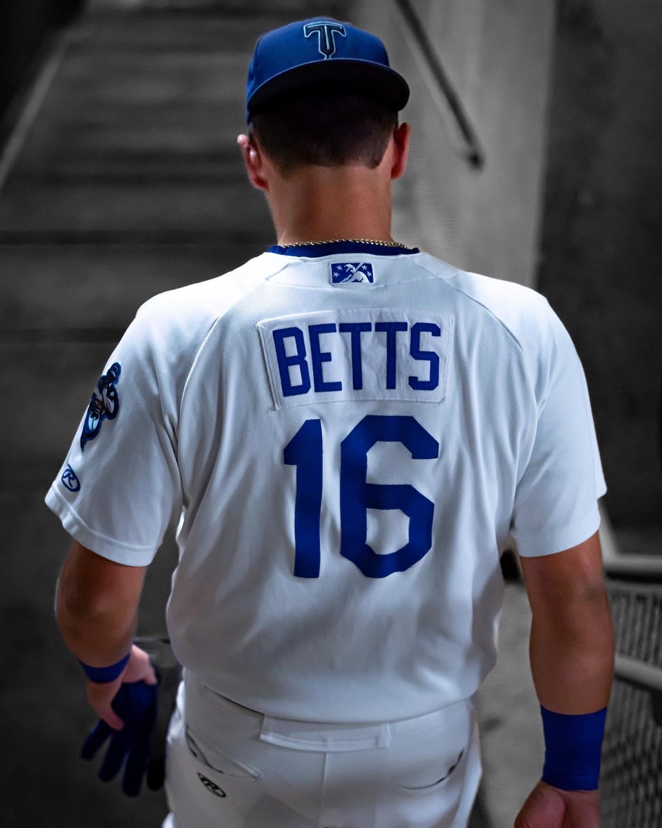 Chris Betts tweet media