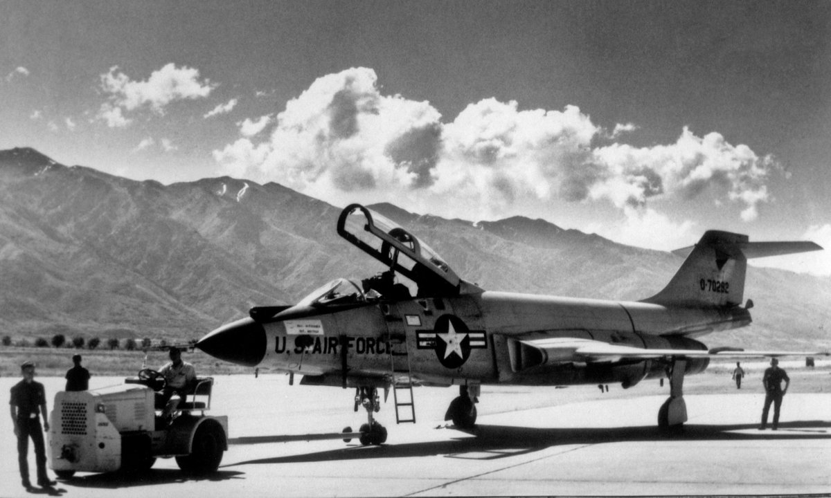 HAFB's tweet photo. From the archives: A F-101 Voodoo aircraft was photographed on Sept. 12, 1968; on this date, the depot completed maintenance of 2,400 F-101 Voodoo aircraft, ending an 11-year support program.
#throwbackthursday #tbt #f101voodoo https://t.co/STfFXYfyRQ