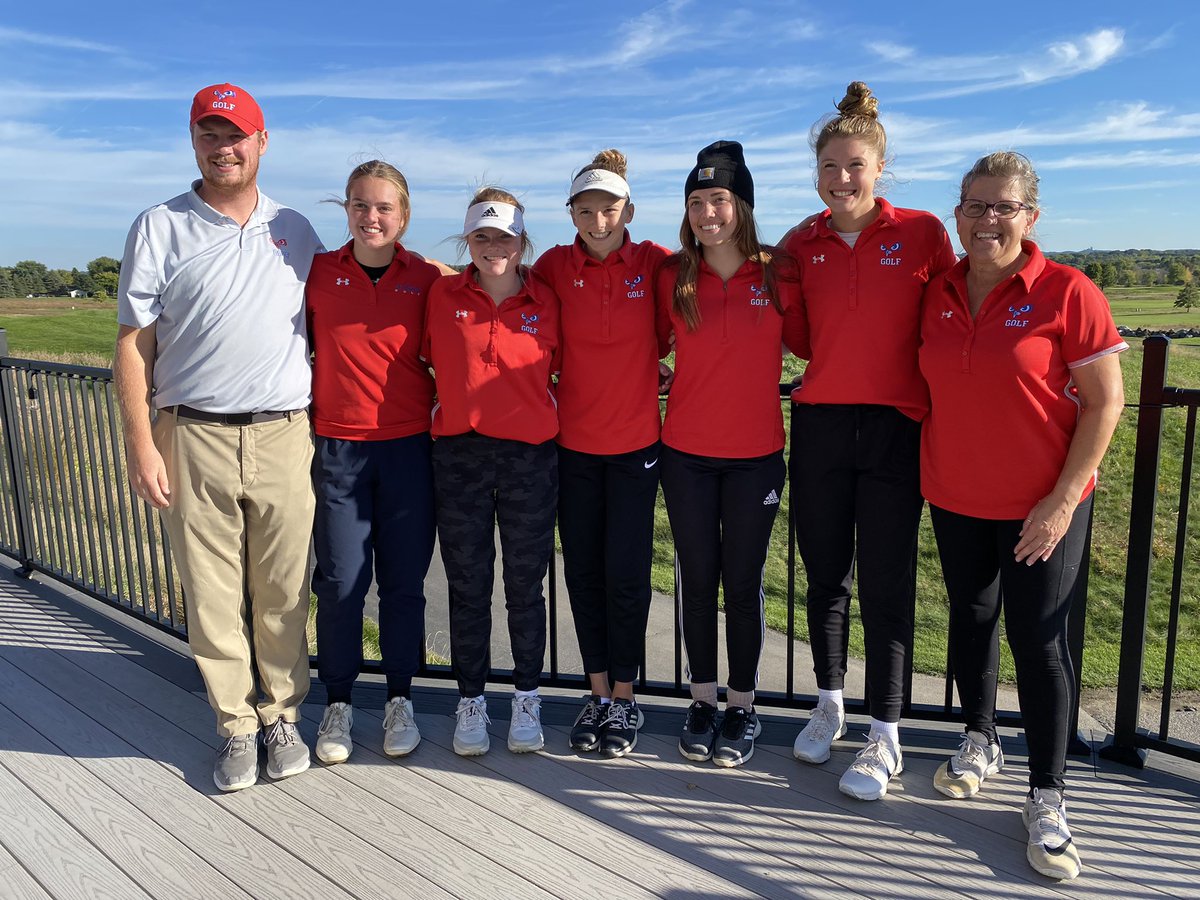 The Owls advance to Sectionals!  The team battled and took 2nd at Regionals!  They were led by Emma Raimer, Regional Champion, and Ava Fahrenholz with a 3rd place finish!  Congratulations girls⛳️<a href="/mro_shs/">Phil Ourada</a> <a href="/SlingerOwlsAD/">Owls AD</a>