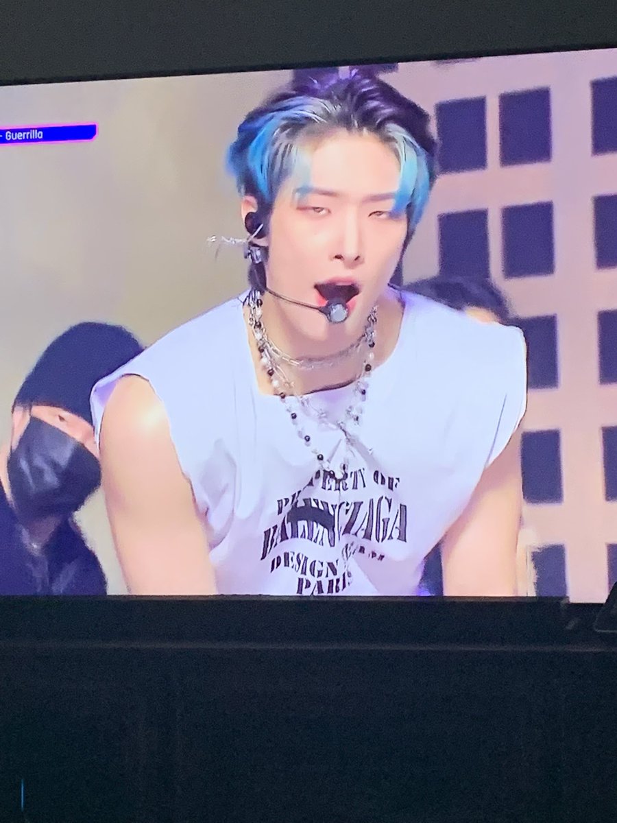 markymouseii's tweet photo. pad pic but it’s mingi on my tv https://t.co/lRbxnnATob