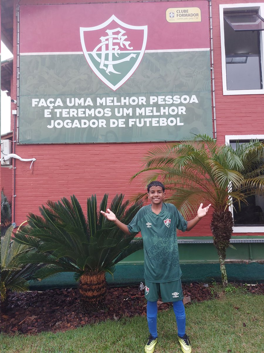 flaviaf06's tweet photo. Todo sacrificio sendo recompesado 🙏🙏🙏🙏😭😭😭 Só eu e Deus sabemos o tamanho da emoçao que estou sentido  #MeuFilhosEstaNoFluminense https://t.co/61RRepdbo9