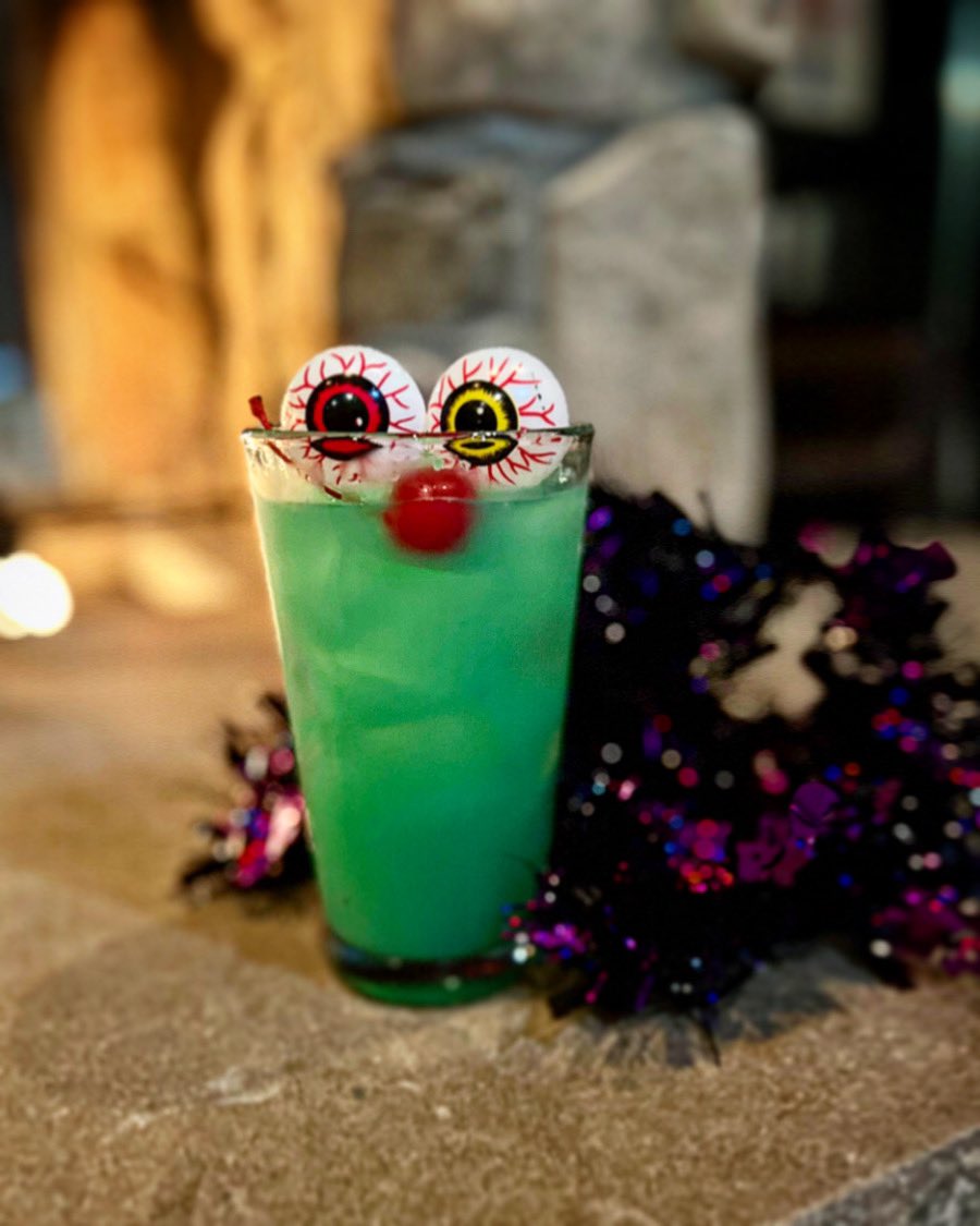 nplmccandless's tweet photo. Spooktacular drinks now available! Ask your server or bartender for our featured fall drink menu! https://t.co/ciPeyIKZDx