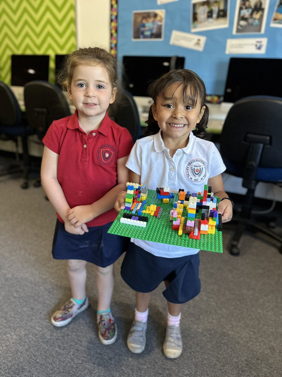 carriewillis18's tweet photo. My school will amaze you. My school will astound. By far the most fabulous school to be found! 
#STEAM #STEAMLit #STEAMLab #Preschool https://t.co/cQB1t1kobY