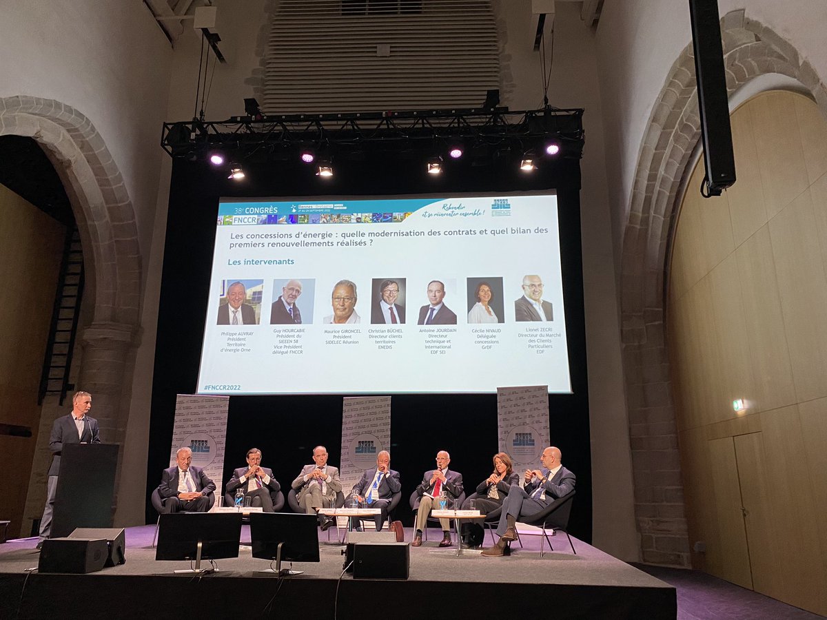 Un nouveau modèle de contrats de #concession d’#electricité pour un partenariat renouvelé entre les autorités concédantes <a href="/fnccr/">FNCCR</a> et <a href="/enedis/">Enedis</a> pour un #servicepublic moderne. Les #reseaux sont la colonne vertébrale de la #TransitionEnergetique. <a href="/ChristianBuchel/">Christian Buchel</a> <a href="/LionelZecri/">Lionel Zécri</a>