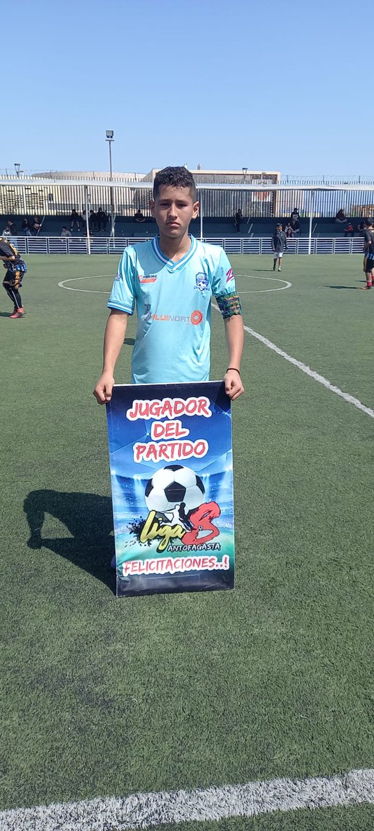 cdantof_cl's tweet photo. Frank Herrera jugador del partido campeonato Liga 8 de #Antofagasta https://t.co/iNnBmEzXJy
