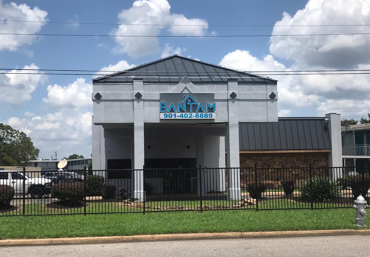 Come home to a safe and affordable community – Bantam Apartments on Springbrook Ave in Memphis, TN. Rent starts at $700/month with water and electric utilities included! Newly renovated units are going fast, so don't wait to call: 901-402-8889.

#MemphisAffordableHousing