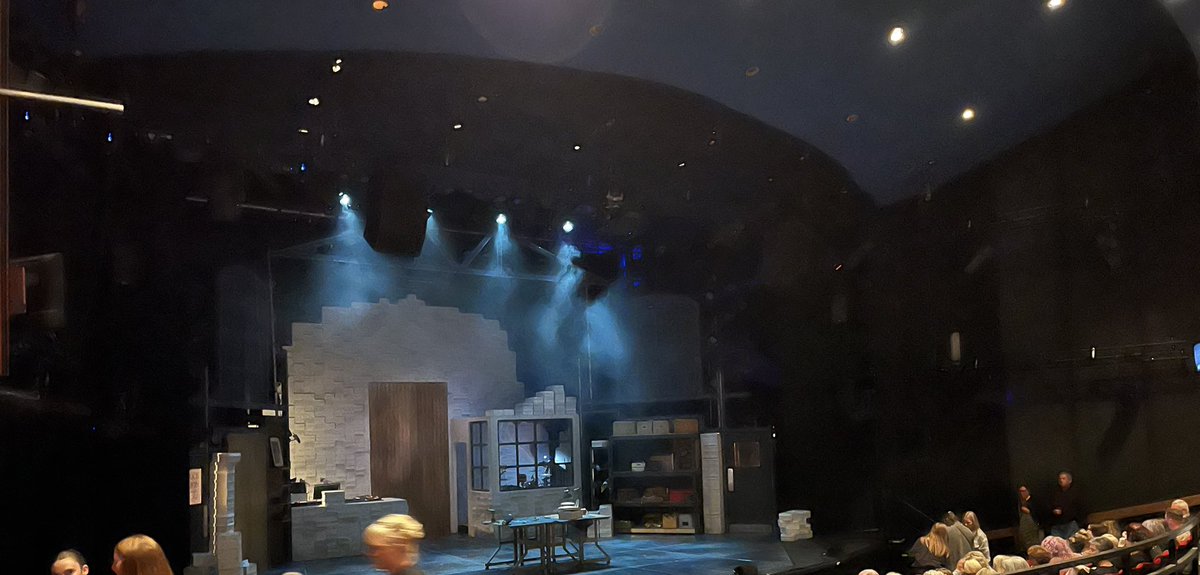 LindaCBLMGT's tweet image. … as I said a BUSY week! 
Tonight it’s the multi talented Tim Parker and KINKY BOOTS in Hornchurch. Terrific production huge congratulations :)x