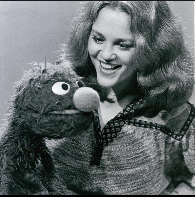 Happy birthday to Madeline Kahn God I miss her 
