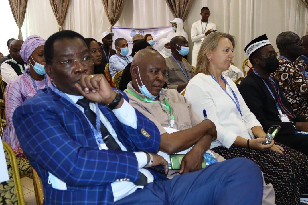 LadhmForum's tweet photo. Jour 1 
Aujourd’hui 29 septembre 2022 était l’ouverture de la première édition du Forum National sur la localisation de l’aide humanitaire et de développement au Mali sous la présidence De Monsieur Oumarou Diarra Ministre délégué en Charge de l’Action Humanitaire https://t.co/cueA5lWkON