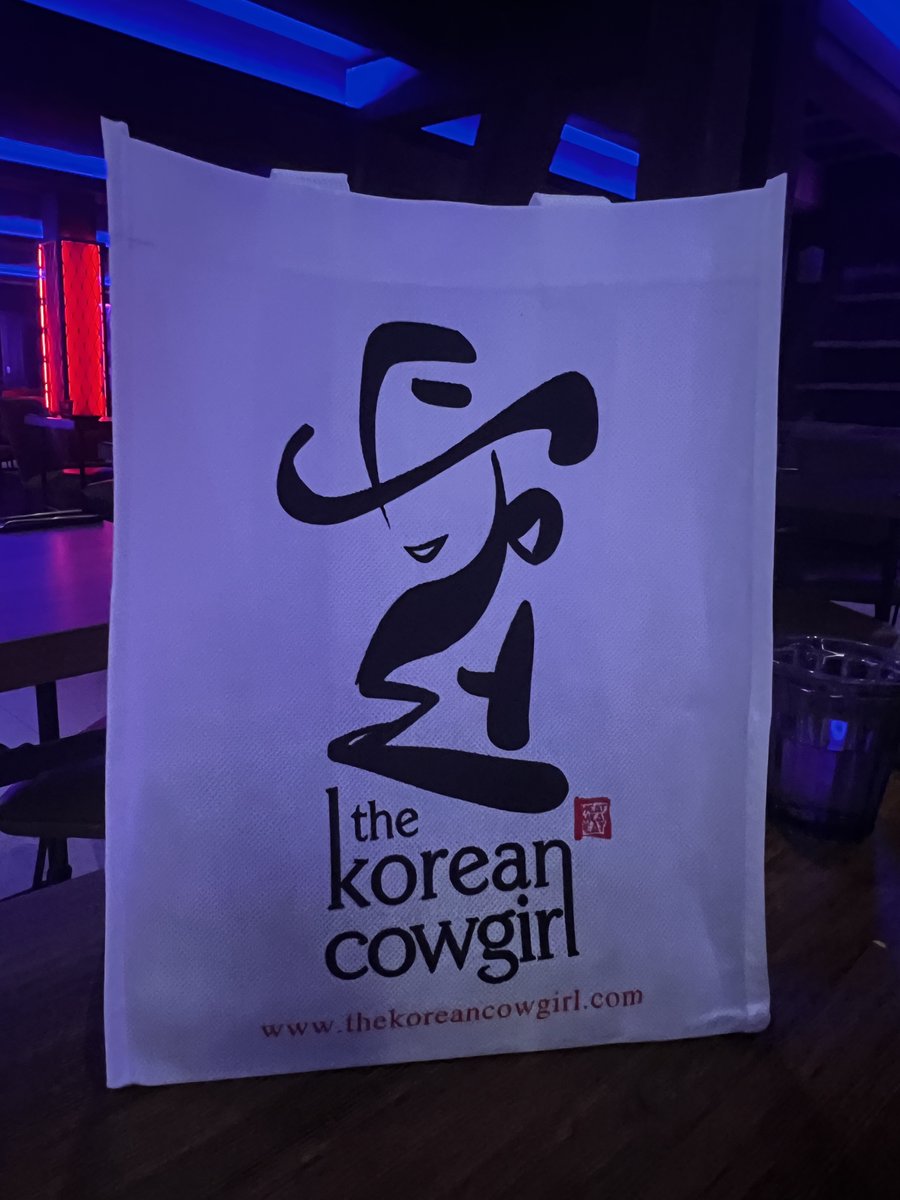 Suzannyah's tweet photo. Had the best time at @korean_cowgirl today . And thank you for my cool bag, I love it. We will be visiting again soon https://t.co/yUq9fhmIpu