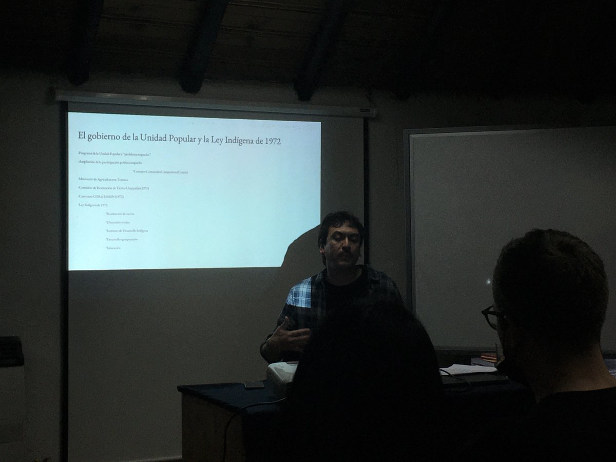 IEIIUFRO's tweet photo. Este miércoles, cerca de 30 participantes asistieron al taller impartido por el historiador Jaime Navarrete, quien presentó los avances de su actual tesis de Doctorado donde aborda la relación entre un sector del movimiento mapuche y la llamada “vía chilena al socialismo”. https://t.co/Ml2MyX1Oxu