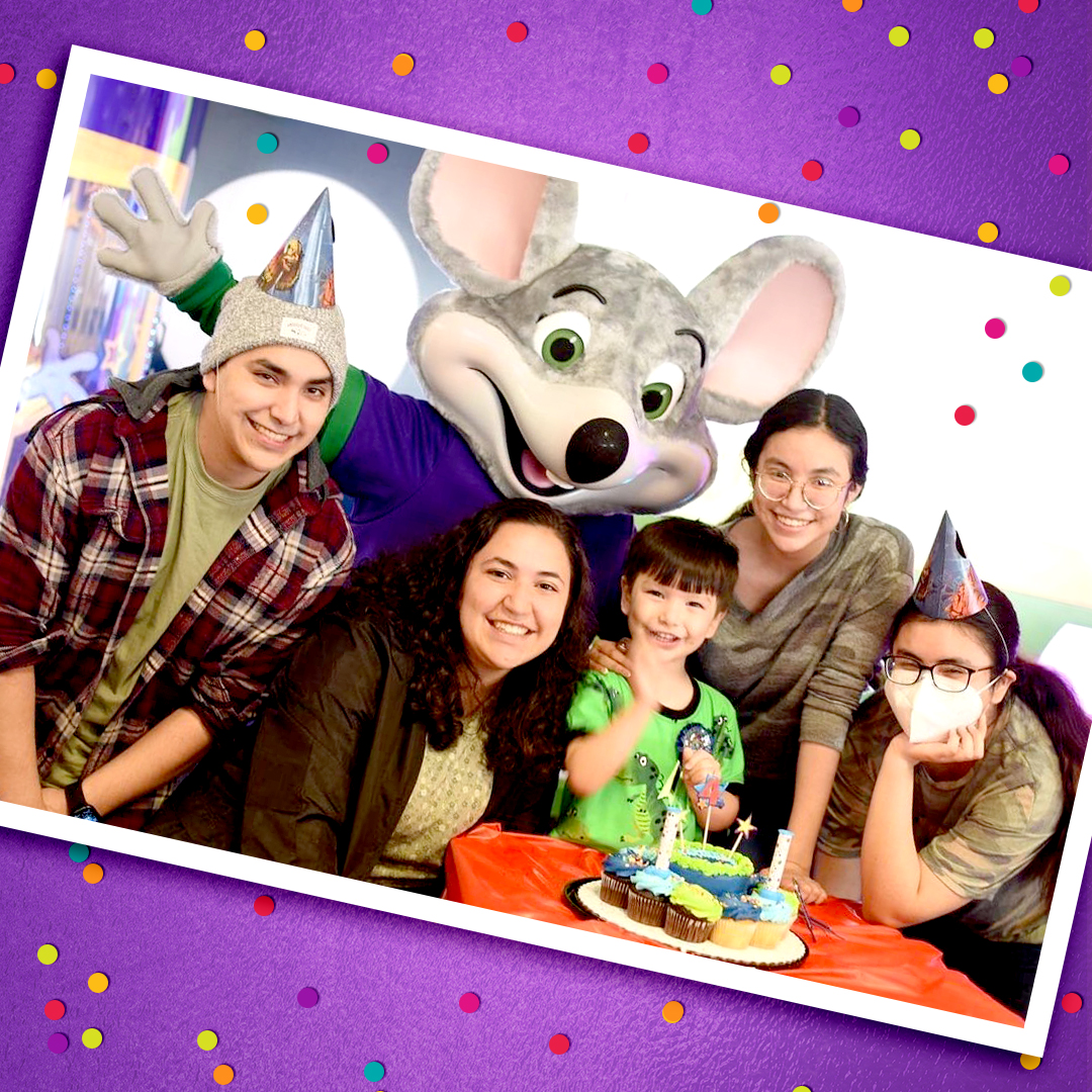 Today takes the cake 🎂 #ChuckECheese 📸 : @happiestmomsonearth (IG)