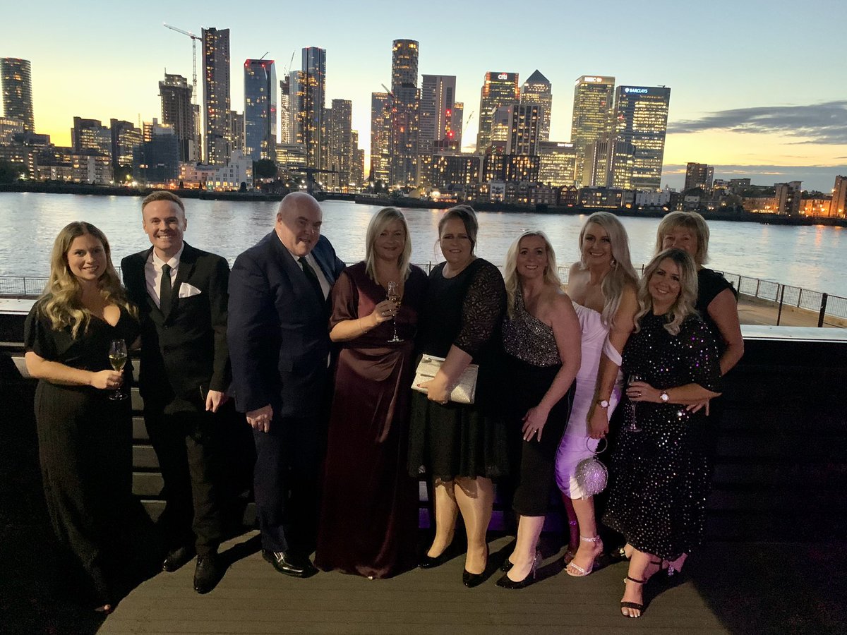 Team <a href="/BarrheadTravel/">Barrhead Travel</a> out in force for TTG’s Travel Industry Awards <a href="/Nickitmitchell/">Nicki Tempestmitchel</a> <a href="/traveljacs/">Jacqueline Dobson</a> #Travelindustryawards