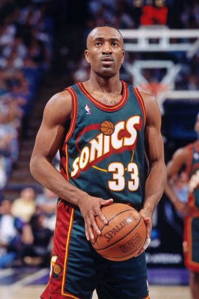 Happy Birthday to Sonics legend Hersey Hawkins!   