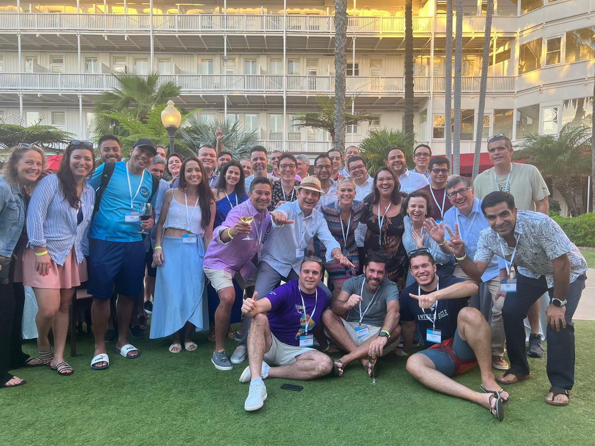 Laercioabq's tweet photo. This week in Coronado, CA, with the top performers from all the Americas at our Sales Champions Winners Circle, including the remarkable @CiscoLatam winners! So glad to celebrate with you all!

Thanks @rachel_barger9 for this great week! #SCWC22 #ProudToBeLatam #OneAmericas https://t.co/97M4DdMlGq