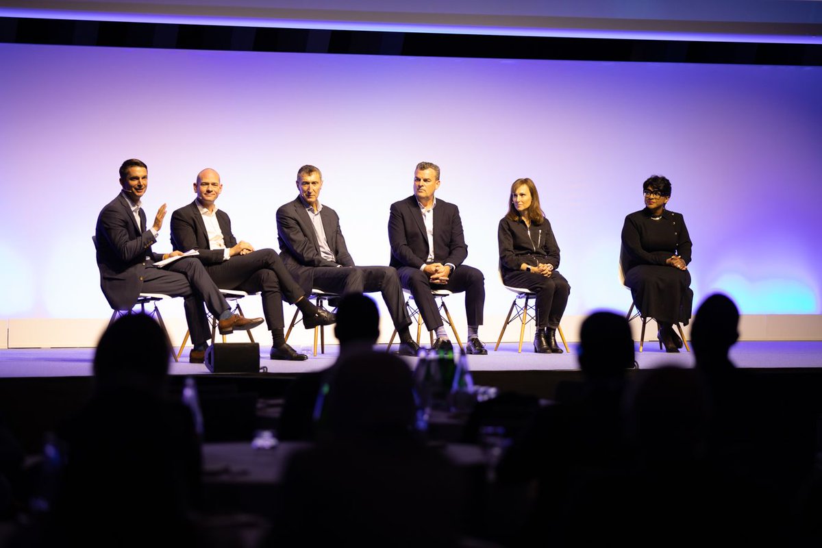 Patty Obermaier tweet media