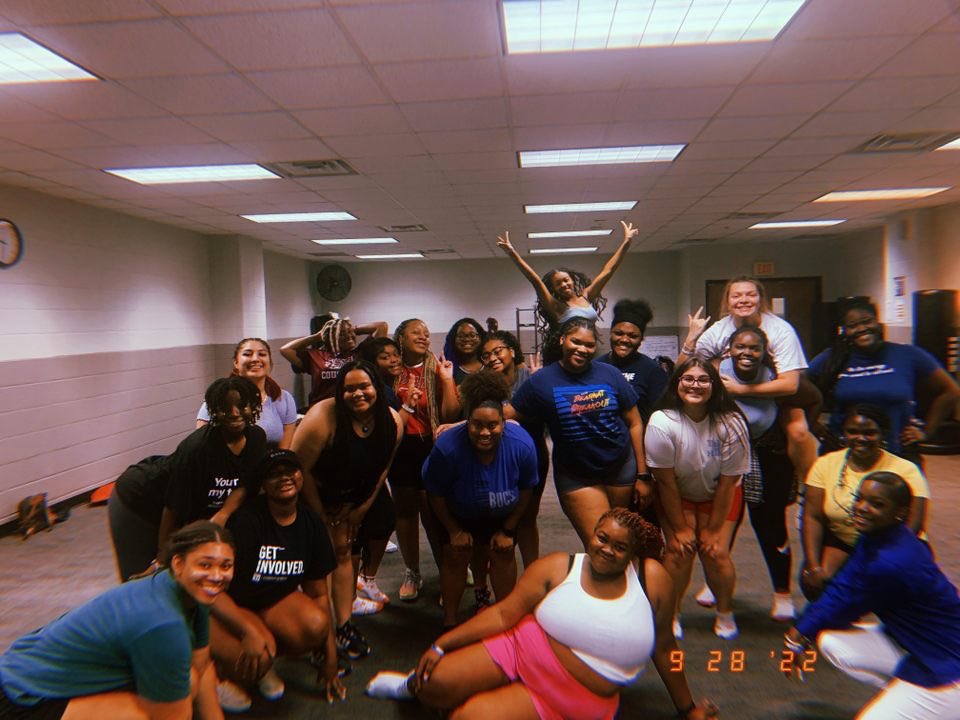 PHATSHSU's tweet photo. Last Night was definitely one for the books 
- In our general meetings we started our FIRST series called: OVERCOMING OUR FEAR 
- Yesterday we focused on the fear of failure and how it’s NEEDED in order to be successful!
- We also had our FIRST dance practice🤗🤭 https://t.co/29DWqSefAR